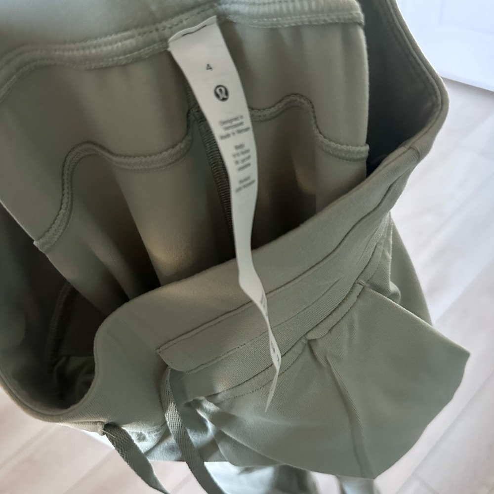 Lululemon Olive Green Leggings - Picture 2 of 4